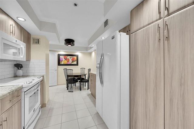 111 N Pompano Beach Boulevard PH3, Pompano Beach, FL 33062