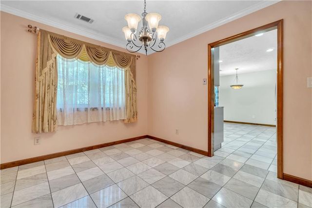 9082 Chestnut Lake Drive, Jonesboro, GA 30236