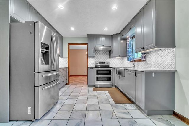 9082 Chestnut Lake Drive, Jonesboro, GA 30236