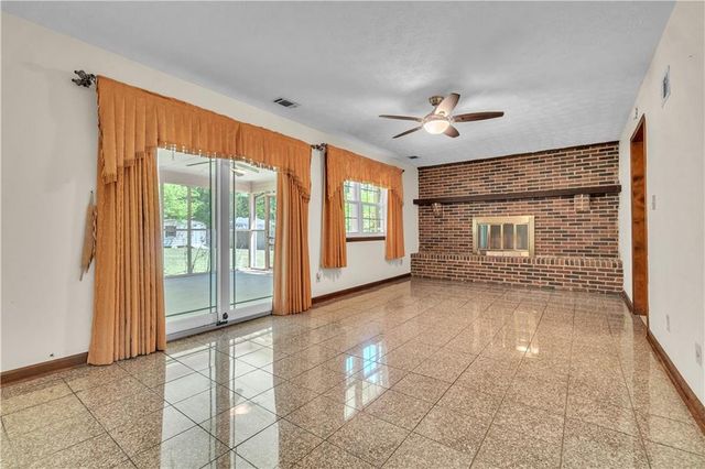9082 Chestnut Lake Drive, Jonesboro, GA 30236