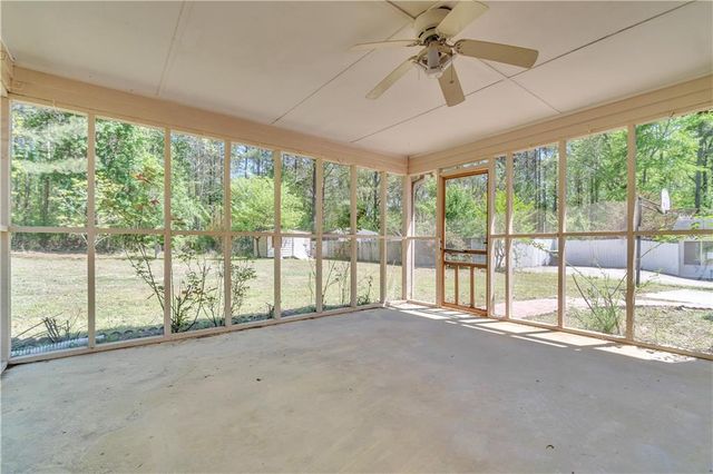 9082 Chestnut Lake Drive, Jonesboro, GA 30236