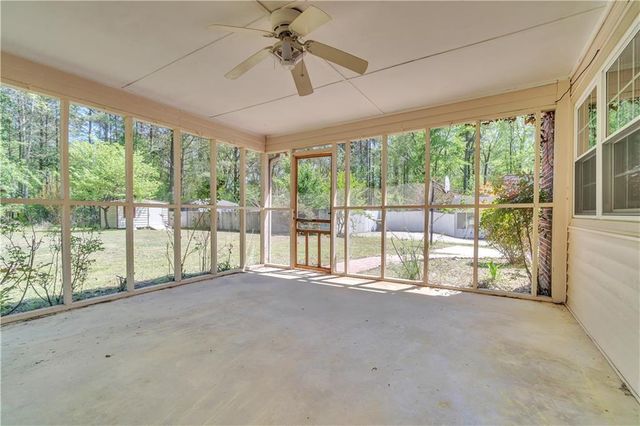 9082 Chestnut Lake Drive, Jonesboro, GA 30236