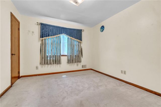 9082 Chestnut Lake Drive, Jonesboro, GA 30236