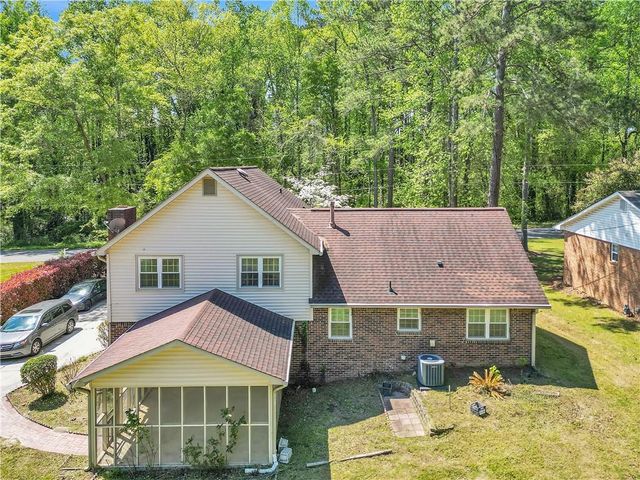 9082 Chestnut Lake Drive, Jonesboro, GA 30236