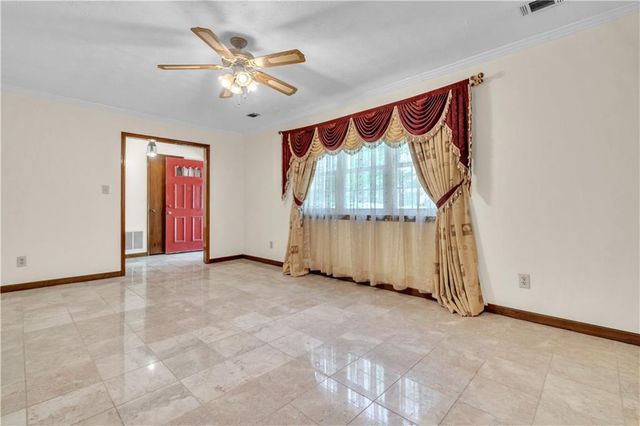 9082 Chestnut Lake Drive, Jonesboro, GA 30236