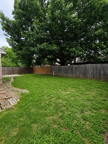 3921 Huckleberry Drive, Fort Worth, TX 76137