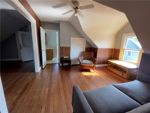 60 Berkeley Avenue 2, Newport, RI 02840