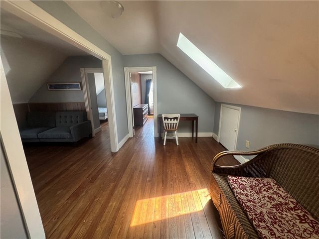 60 Berkeley Avenue 2, Newport, RI 02840