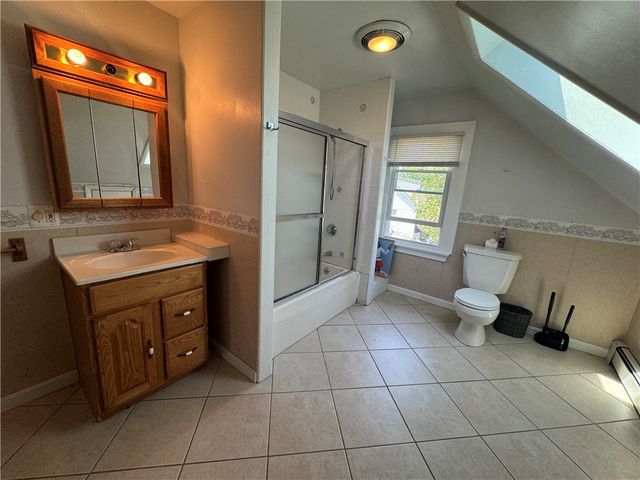 60 Berkeley Avenue 2, Newport, RI 02840