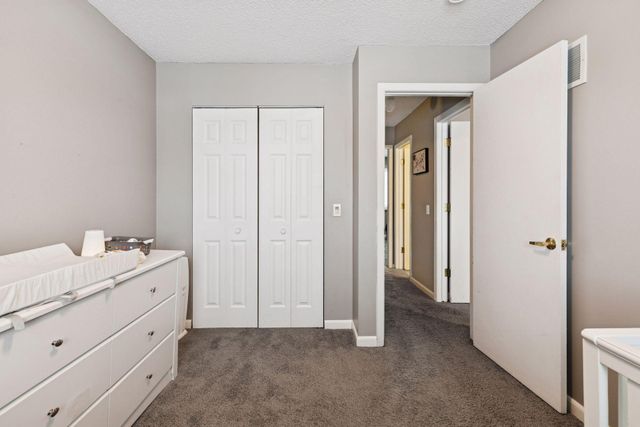 708 Heritage Way, Farmington, MN 55024