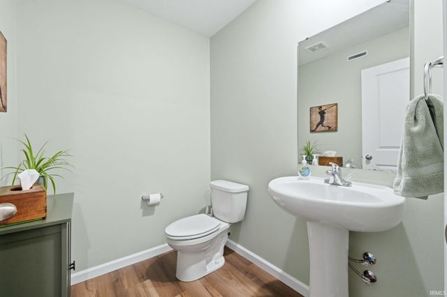 5206 Bing Pass, New Haven, IN 46774