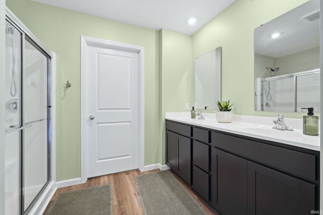 5206 Bing Pass, New Haven, IN 46774
