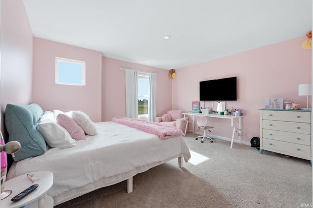 5206 Bing Pass, New Haven, IN 46774