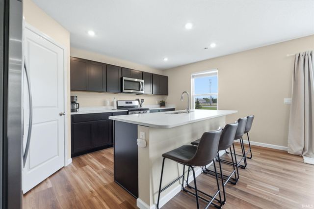 5206 Bing Pass, New Haven, IN 46774