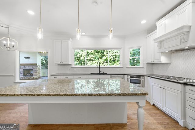 1440 Shade Tree Way, Alpharetta, GA 30009