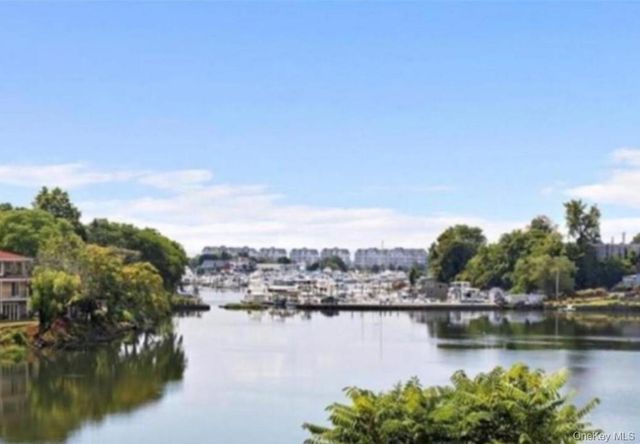 230 Pelham Road 2K, New Rochelle, NY 10805