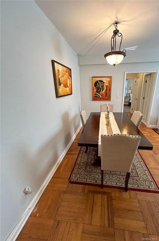 230 Pelham Road 2K, New Rochelle, NY 10805