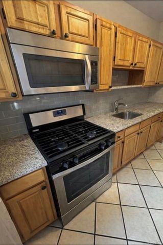 230 Pelham Road 2K, New Rochelle, NY 10805