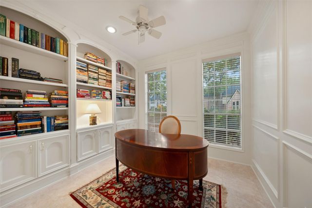 1722 Chestnut Grove Lane, Kingwood, TX 77345