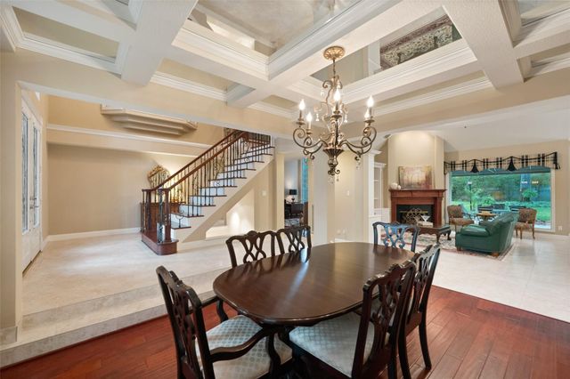 1722 Chestnut Grove Lane, Kingwood, TX 77345