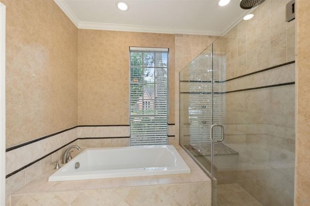 1722 Chestnut Grove Lane, Kingwood, TX 77345