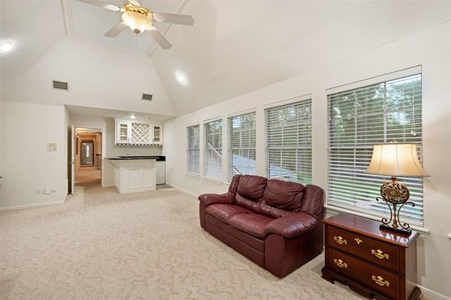 1722 Chestnut Grove Lane, Kingwood, TX 77345