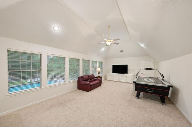 1722 Chestnut Grove Lane, Kingwood, TX 77345