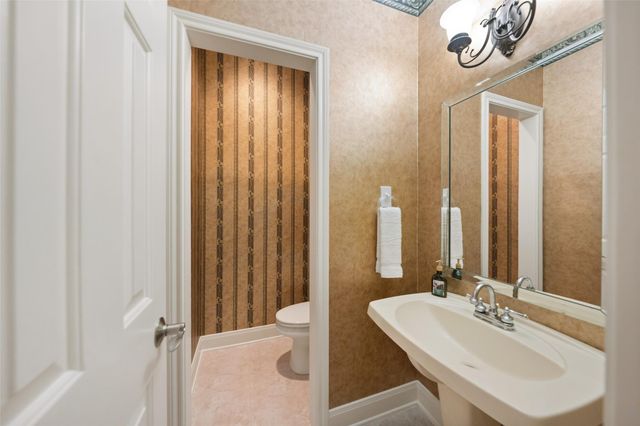 1722 Chestnut Grove Lane, Kingwood, TX 77345