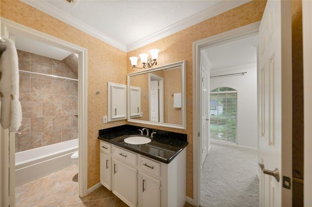 1722 Chestnut Grove Lane, Kingwood, TX 77345
