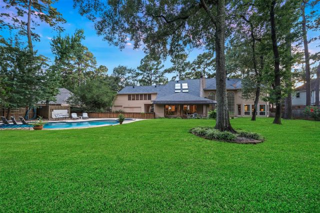 1722 Chestnut Grove Lane, Kingwood, TX 77345