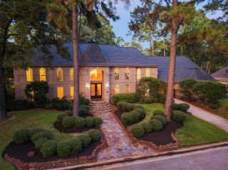 1722 Chestnut Grove Lane, Kingwood, TX 77345