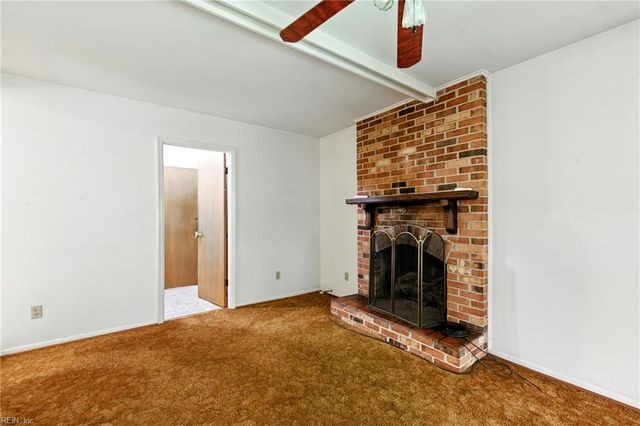 212 Caisson XING, Hampton, VA 23669