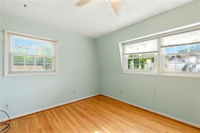 212 Caisson XING, Hampton, VA 23669