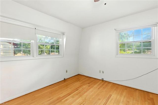 212 Caisson XING, Hampton, VA 23669