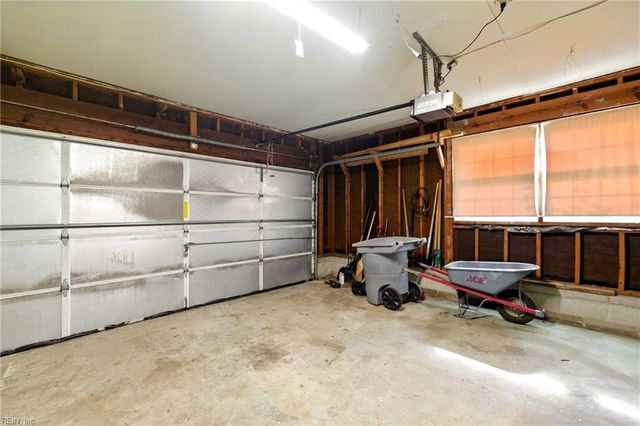 212 Caisson XING, Hampton, VA 23669