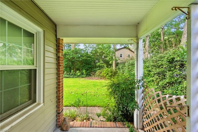 212 Caisson XING, Hampton, VA 23669