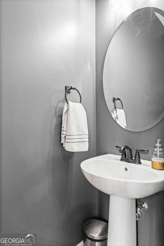 5578 High Point Road, Atlanta, GA 30342