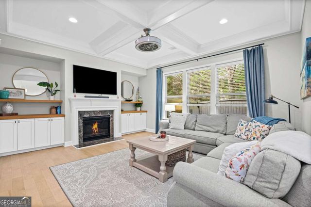 5578 High Point Road, Atlanta, GA 30342