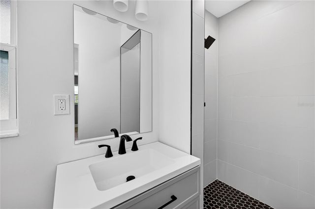 2141 INDIAN AVENUE S, Belleair Bluffs, FL 33770