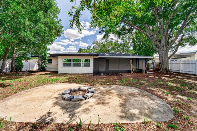 2141 INDIAN AVENUE S, Belleair Bluffs, FL 33770