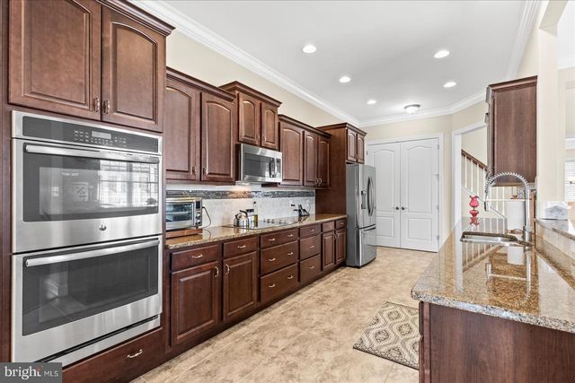 1006 WINTERGREEN DRIVE, Mechanicsburg, PA 17050