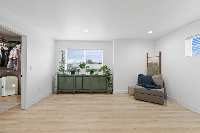 18608 E Lindsay Ln, Greenacres, WA 99016