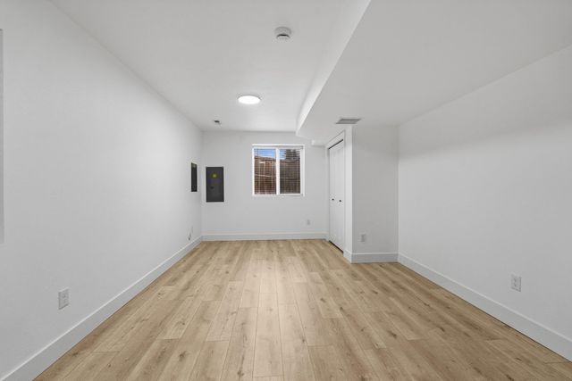 18608 E Lindsay Ln, Greenacres, WA 99016