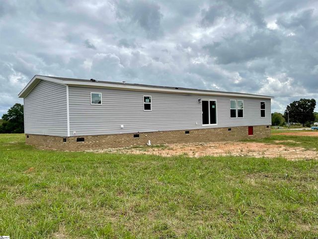 477 Island Creek Road, Cowpens, SC 29330