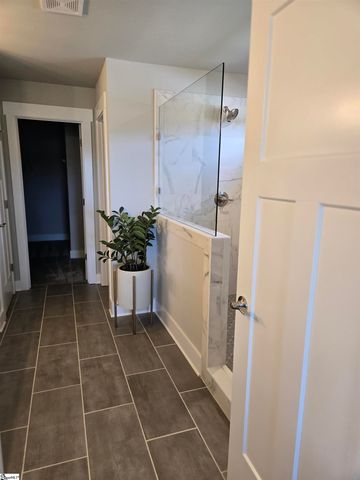 100 Alyssa Landing Drive, Fountain Inn, SC 29644