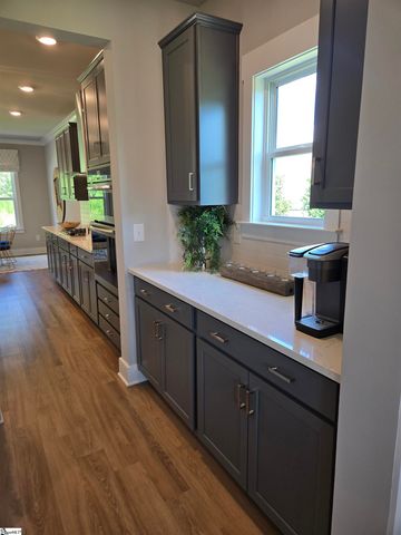 100 Alyssa Landing Drive, Fountain Inn, SC 29644