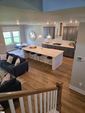 100 Alyssa Landing Drive, Fountain Inn, SC 29644