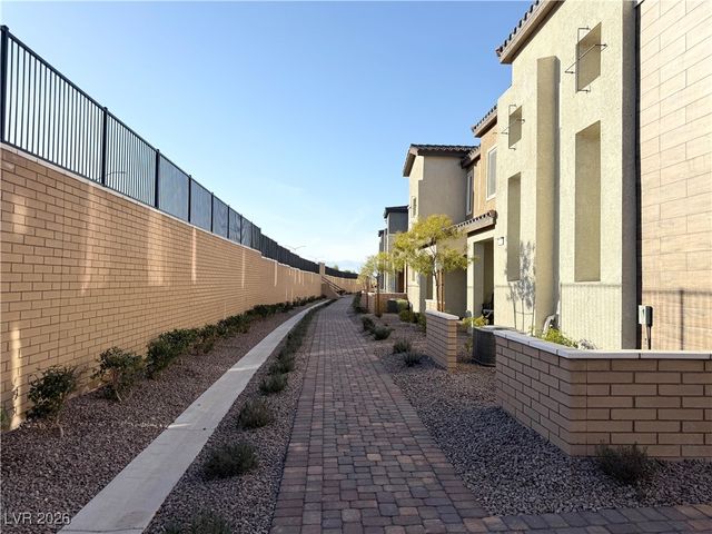 206 Freeport View Place, Henderson, NV 89011