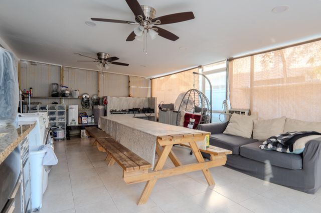 3573 SW 92nd Avenue, Miramar, FL 33025