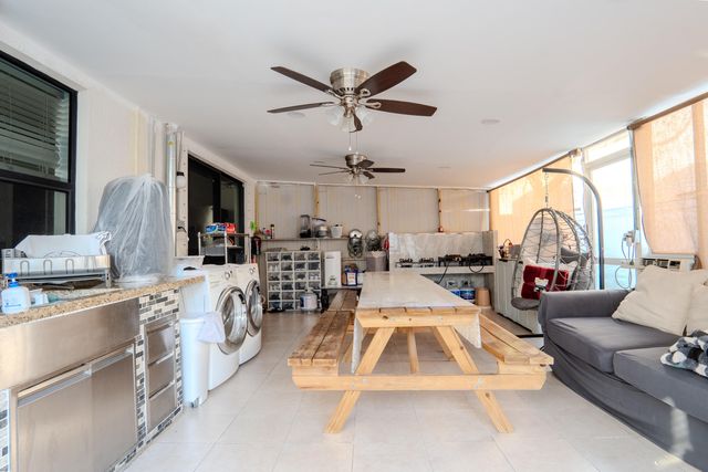 3573 SW 92nd Avenue, Miramar, FL 33025